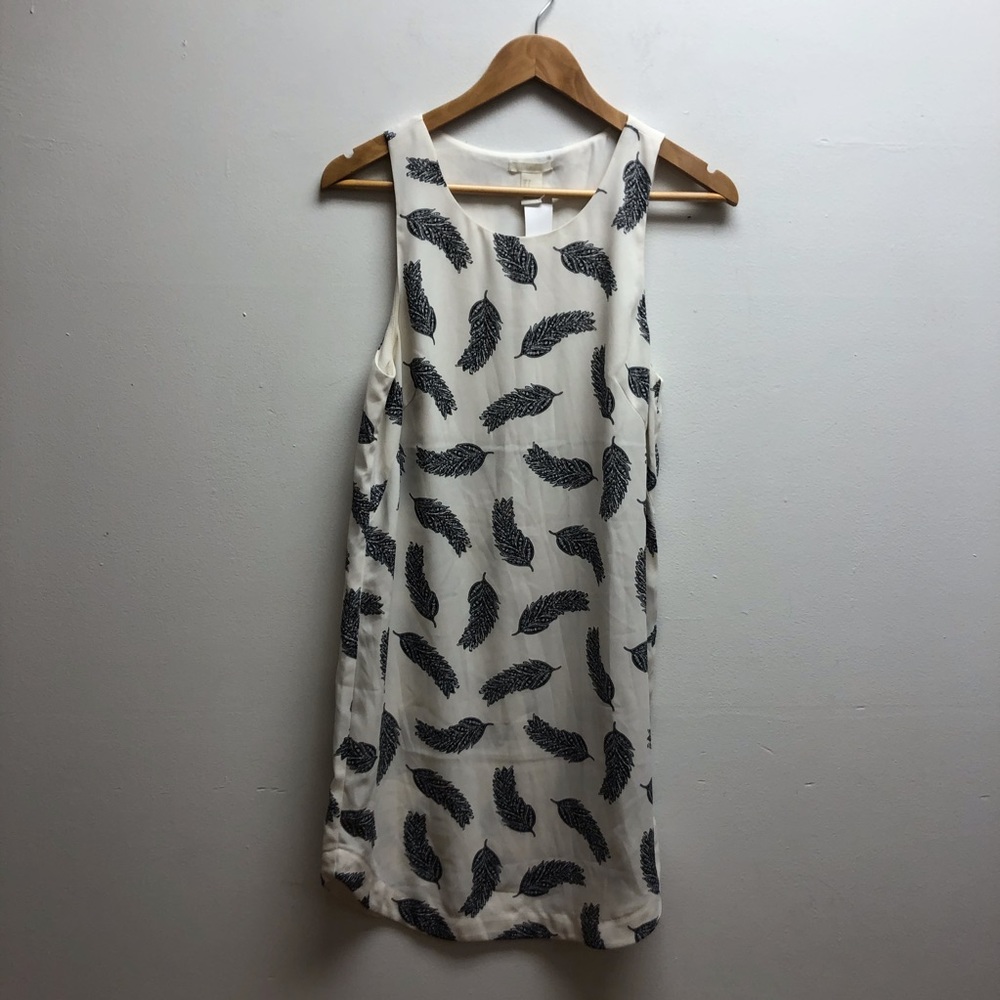 H&M feather patterned dress - Picture 1 of 5